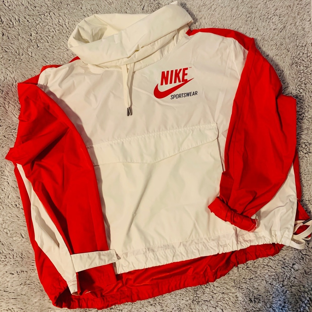 Nike cowl-neck crop jacket